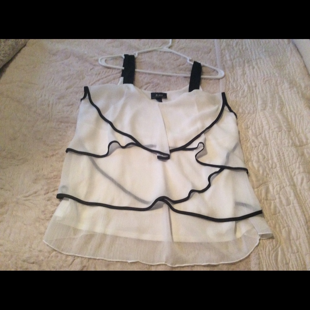 Women’s blouse